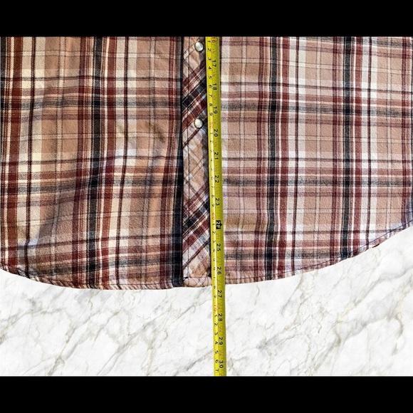 WRANGLER vintage flannel pearl snap button down - Picture 7 of 8